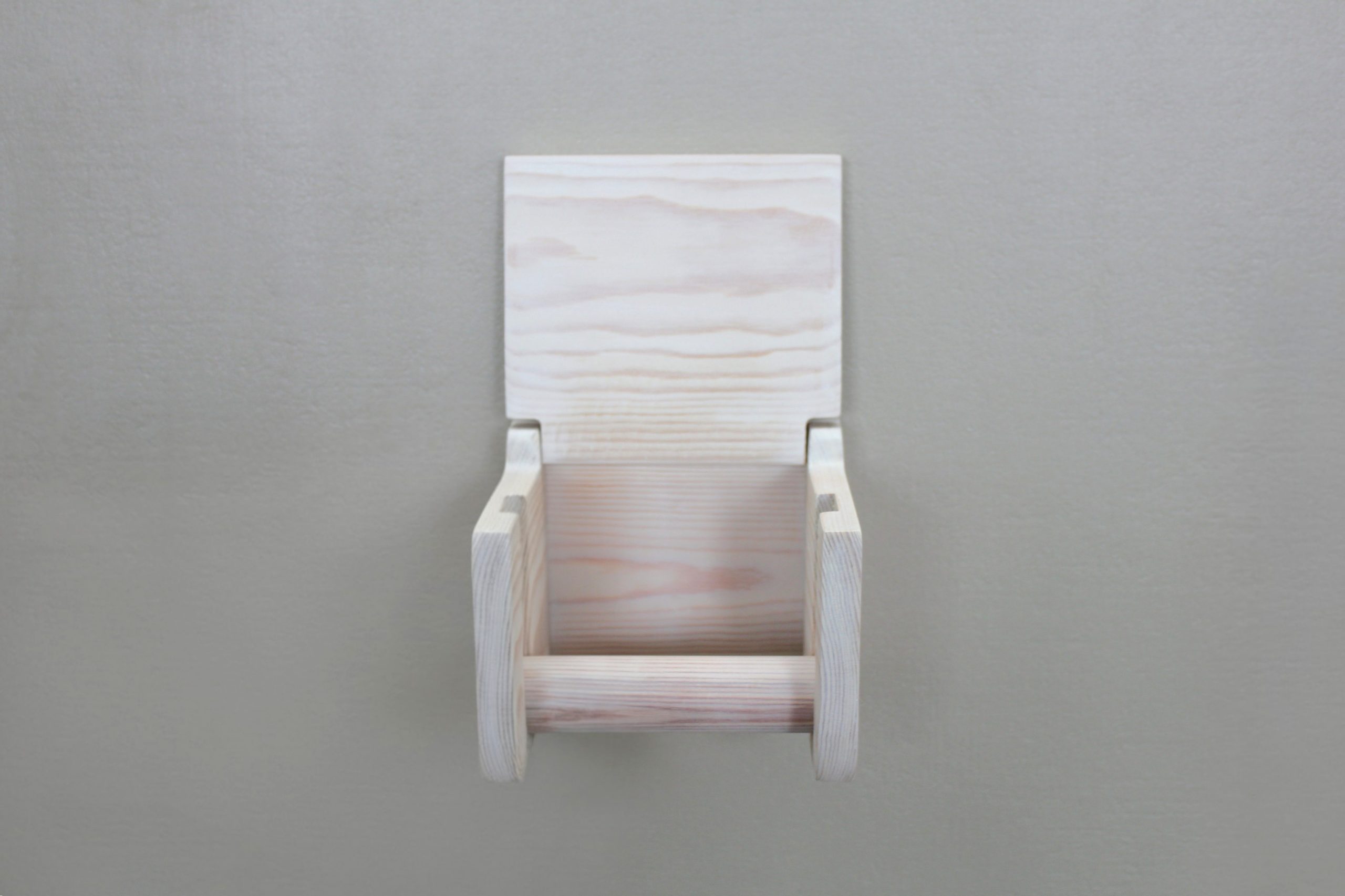 Pine Toilet Roll Holder Mega - White - Image 6