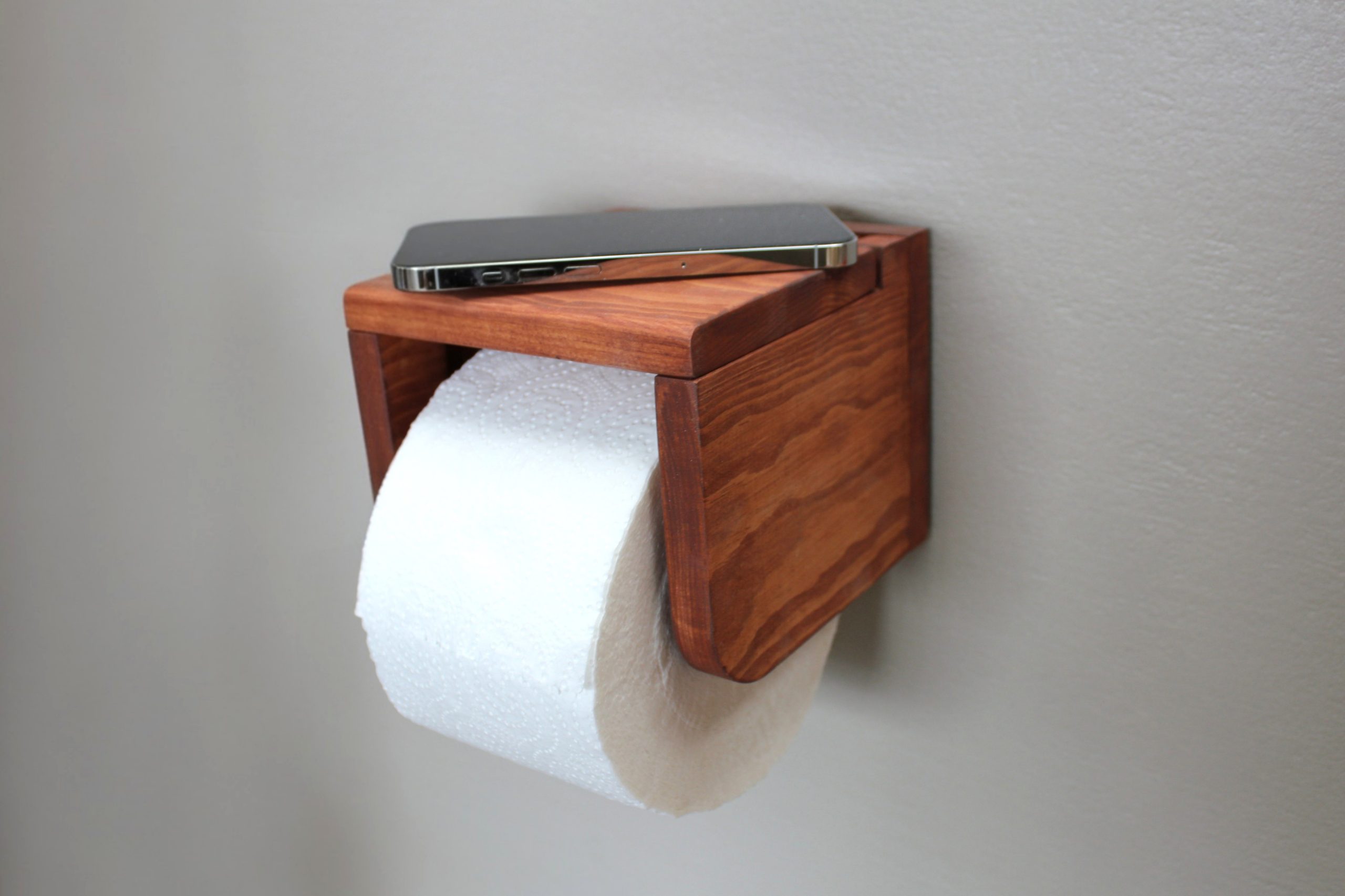 Pine Toilet Roll Holder Mega - Golden Brown - Image 3