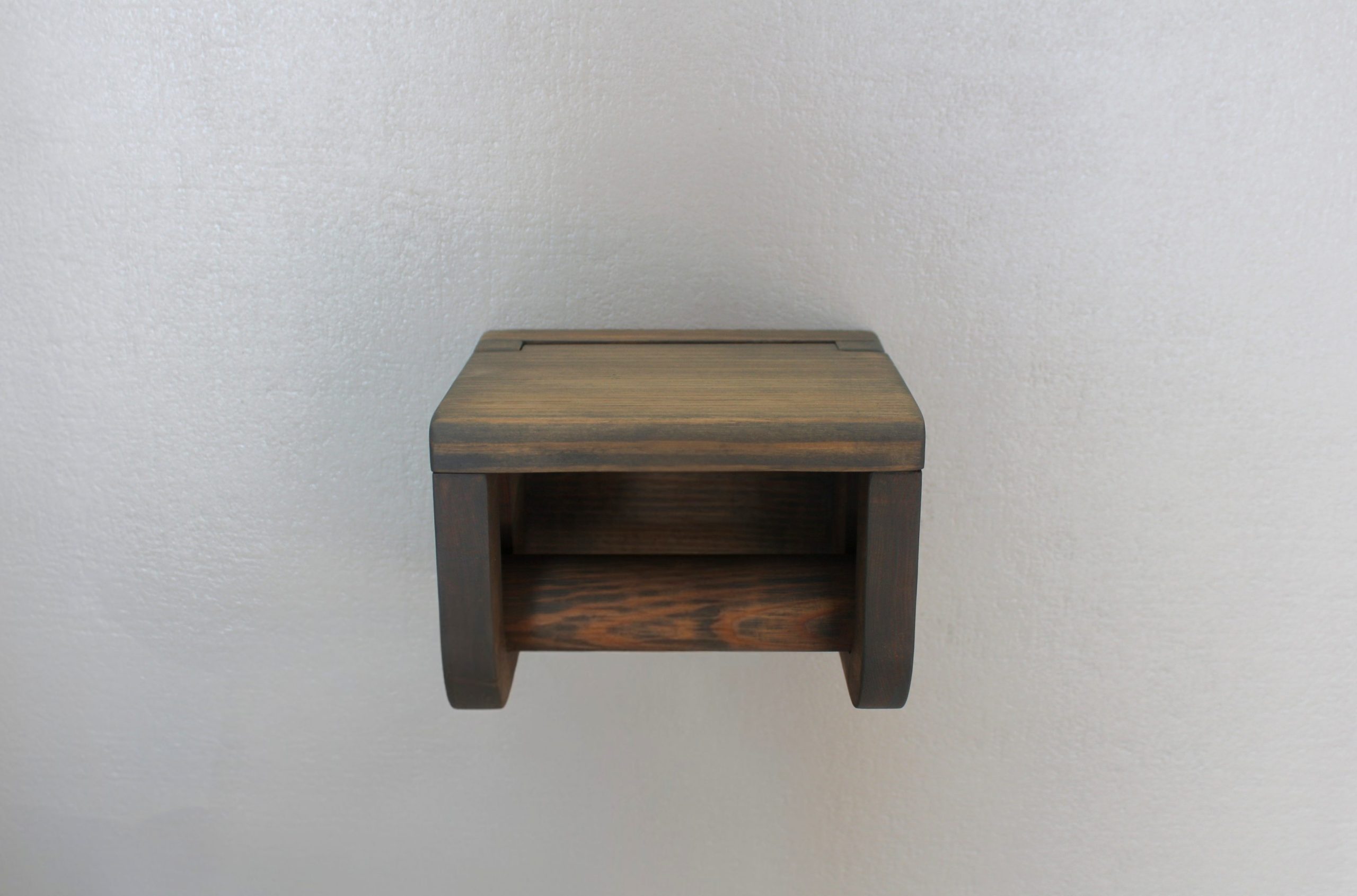 Pine Toilet Roll Holder - Grey - Image 8